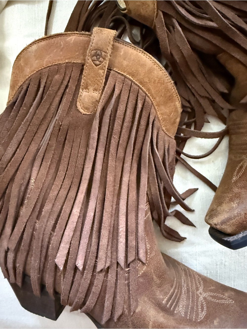 Ariat Gold Rush fringe western boots br - Picture 3 of 8